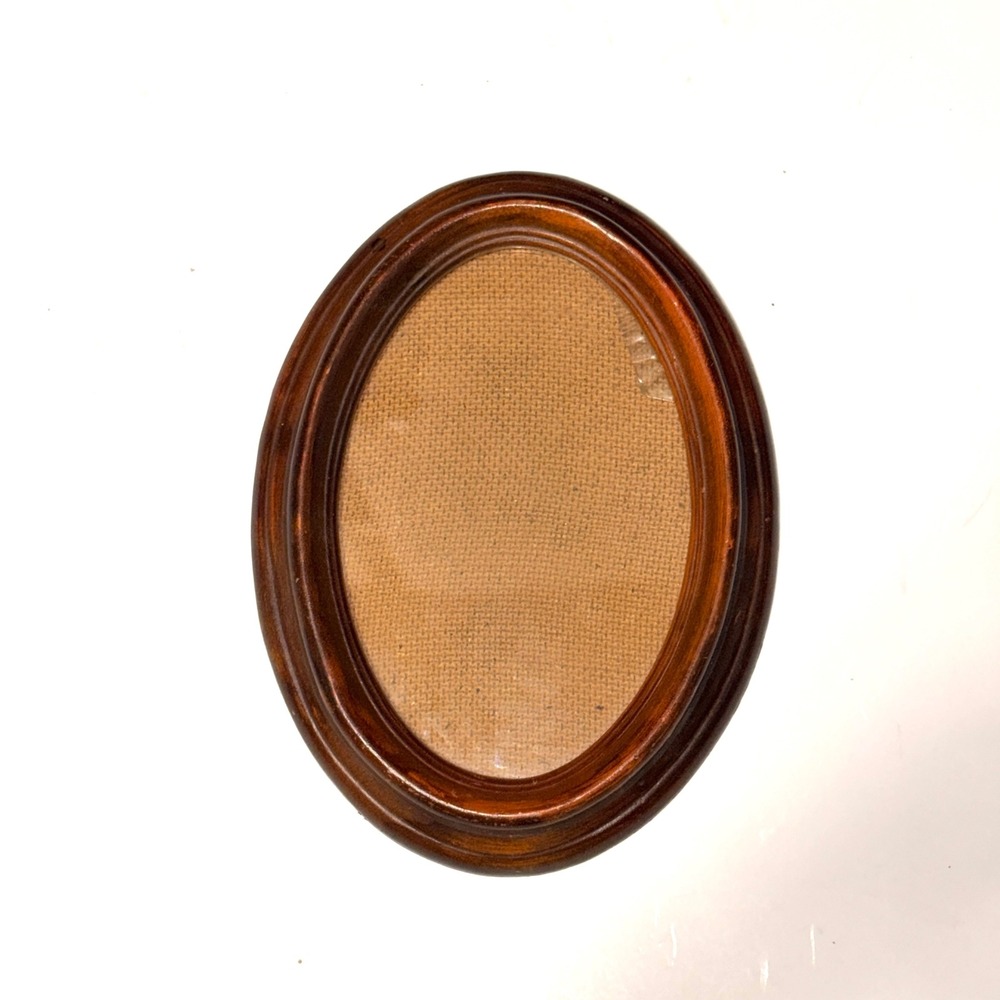 Vtg Oval Photo Picture Frame HL British Registered Design 4x6 #999720 Hong Kong